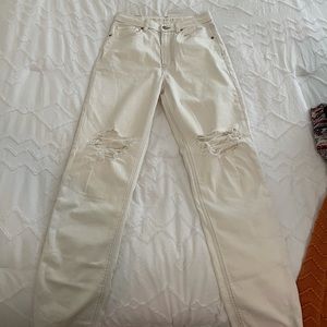 American Eagle Curvy mom jean